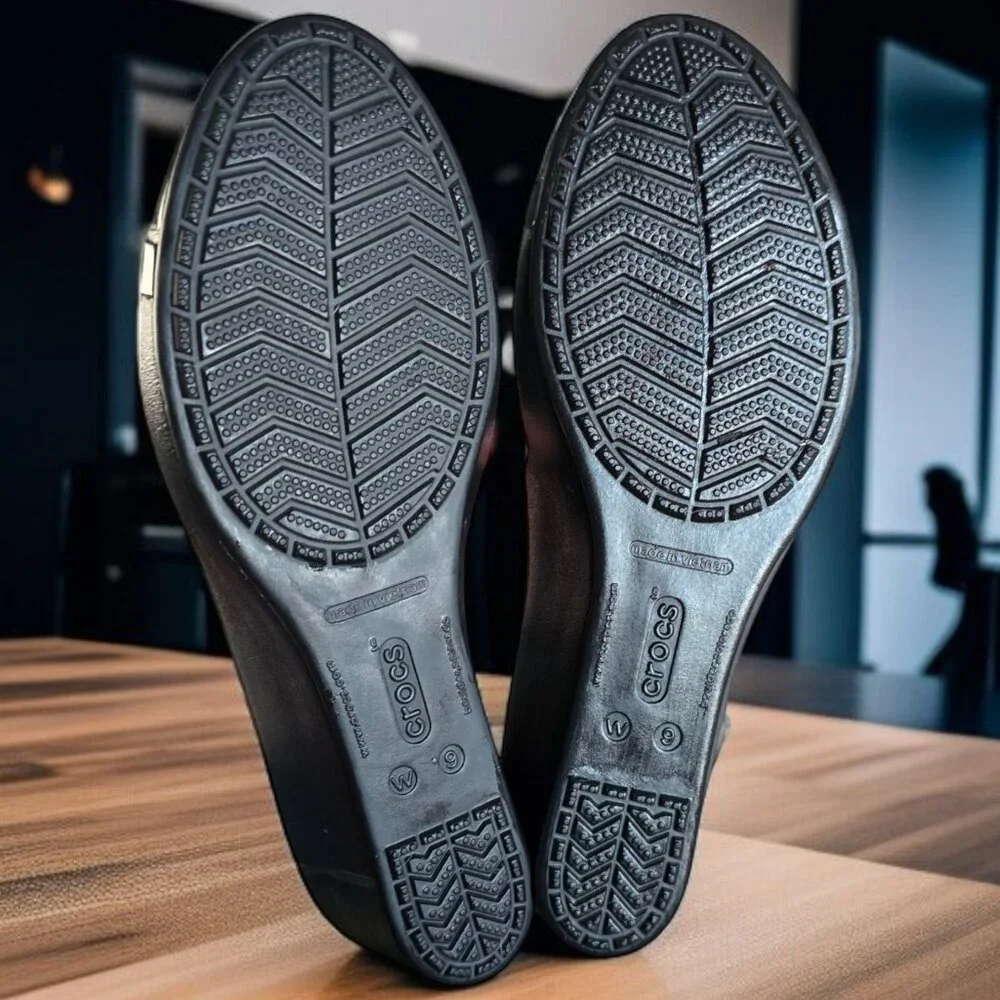 CROCS Black Wedge Pumps with Patent Toe Cap